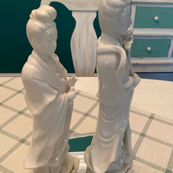 Set of Porcelain Figurines - Picture 5 of 7